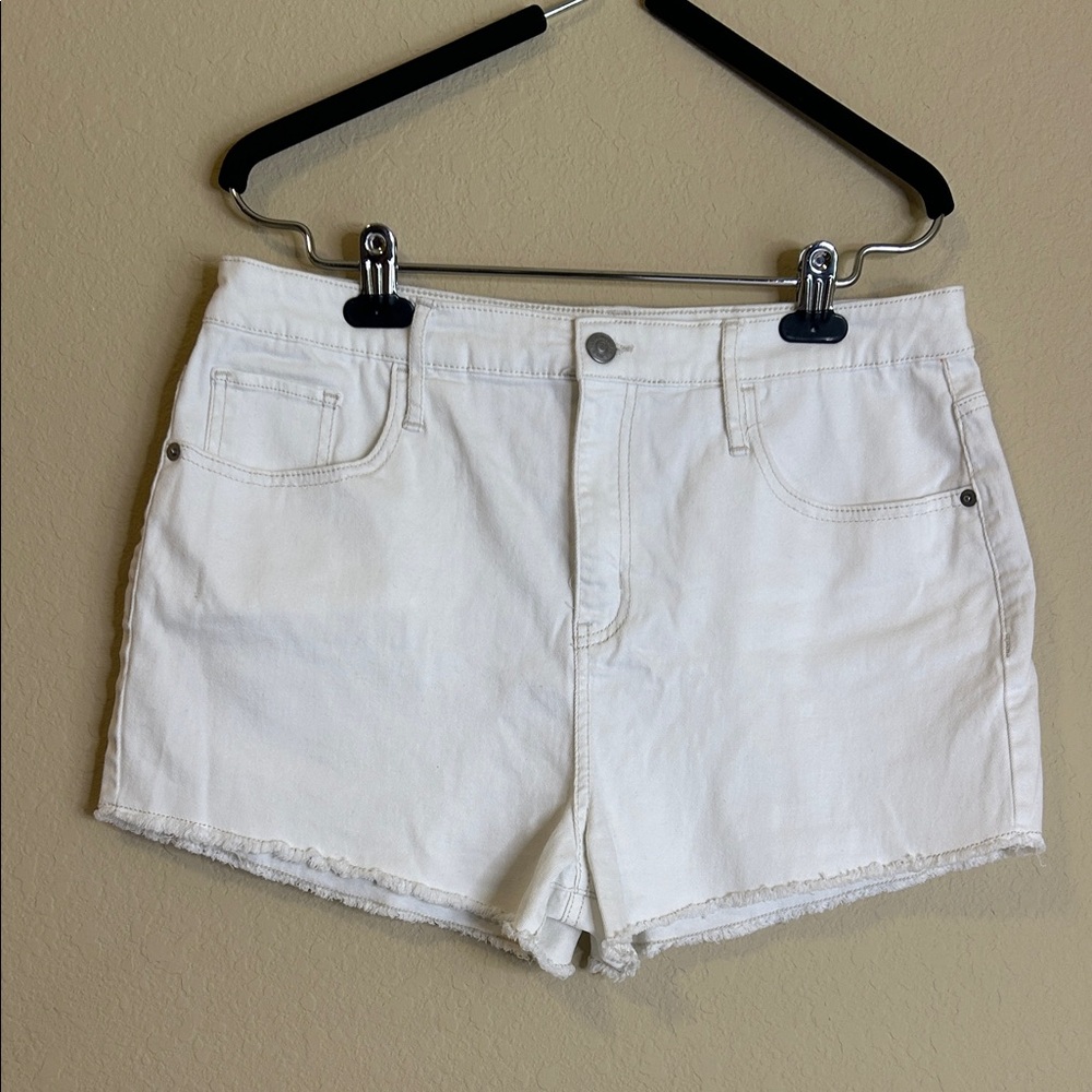 White Fable Wild Frayed Hem Women's Denim Shorts
Size 14